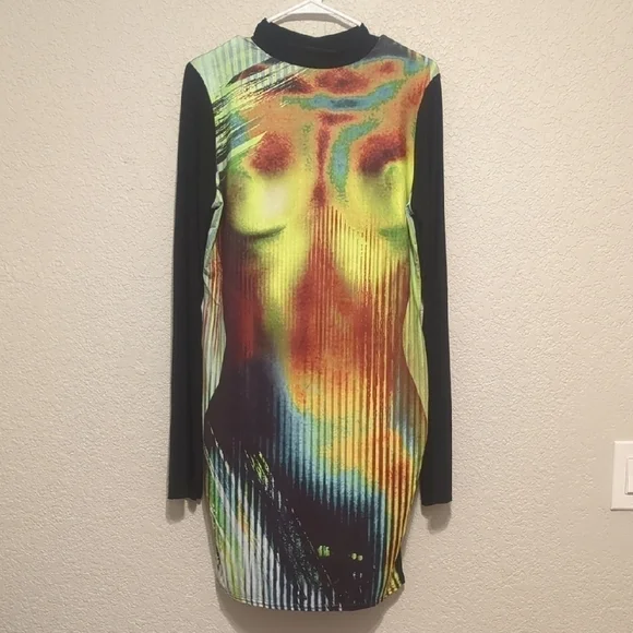 Prettylittlething multicolor body print long sleeve midi dress - Picture 2 of 9